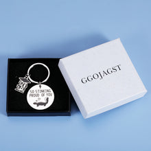 Load image into Gallery viewer, 2022 Graduation Gifts Back to School Keychain for Him Her Middle High School College Students Class of 2022 Senior Grad PHD MasterGraduates Inspirational Gifts for Women Men Boy Girl Son Daughter