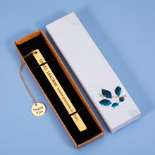 Load image into Gallery viewer, Boss Day Gift for Women Men Boss Bookmark for Leader Manager Mentor Tutor Leaving Job Farewell Going Away Office Anniversary Retirement Birthday Christmas New Years Thank You Gift for Him Her