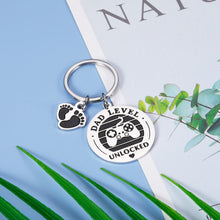 Load image into Gallery viewer, New Dad Keychain Gifts Pregnancy Announcement for Dad Husband, First Time Dad, Dad to be, Soon to be Dad Boyfriend Fathers Day Christmas Birthday Day Gifts Dad Level Unlocked Keychain