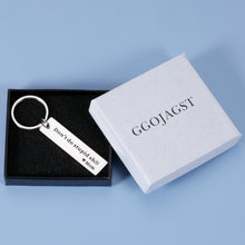 Load image into Gallery viewer, Son Gifts from Mom Don't Do Stupid St Keychain Gifts to Daughter Birthday Christmas Valentine's Day Gifts for Teenagers Boys Girls Kids Funny Graduation Gifts for Him Her Stocking Stuffer Gag Gifts