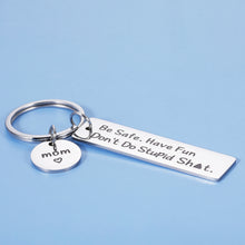 Load image into Gallery viewer, Teen Boys Girls Gift Ideas Don't Do Stupid Keychain Valentine's Day Birthday Christmas Gifts for Son Daughter from Mom Inspirational Graduation Gifts for Teenager Teens Stocking Stuffer Gag Gifts