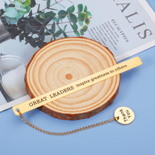 Load image into Gallery viewer, Boss Day Gift for Women Men Boss Bookmark for Leader Manager Mentor Tutor Leaving Job Farewell Going Away Office Anniversary Retirement Birthday Christmas New Years Thank You Gift for Him Her