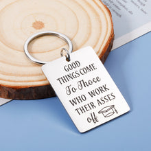 Load image into Gallery viewer, 2022 Graduation Gifts Back to School Keychain for Him Her Middle High School College Students Class of 2022 Senior Grad PHD Master Graduates Inspirational Gifts for Women Men Boy Girl Son Daughter