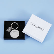 Load image into Gallery viewer, Inspirational Birthday Graduation Gifts Class 2021 Senior Students Keychain for Him Her Masters Nurse Students from College Medical High School Women Men Christmas Gifts to Daughter Son from Dad Mom