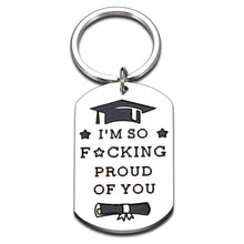 Load image into Gallery viewer, 2022 Graduation Gift Back to School Inspirational Keychain Gift for Son Daughter from Mom Dad Class of 2022 Gifts for Senior High School College Medical Student Grad Gift for Boy Girl Women Men
